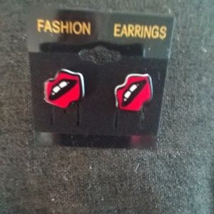 👄Acrylic Lip Earrings 👄